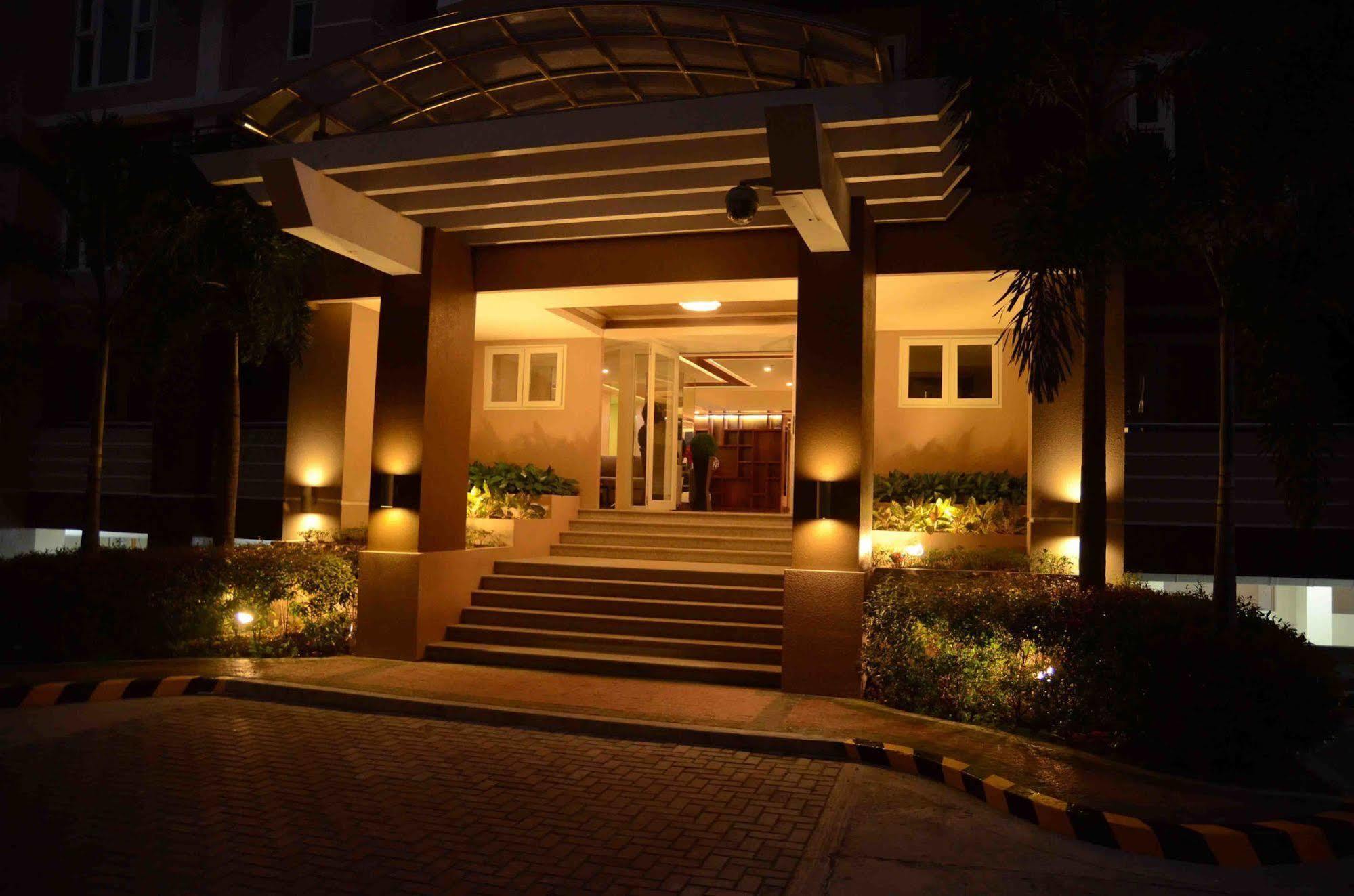 Stradella Hotel Pasig City 외부 사진